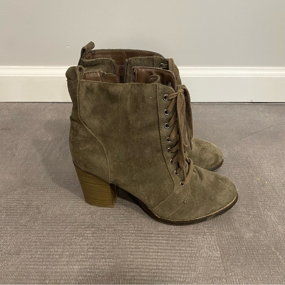 Candies Green Suede Combat Boots 8